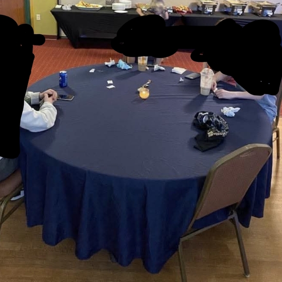 Navy blue round table cloths - Picture 2 of 2